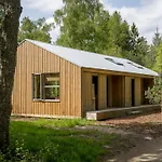 Architect-designed Forest House By Arreso