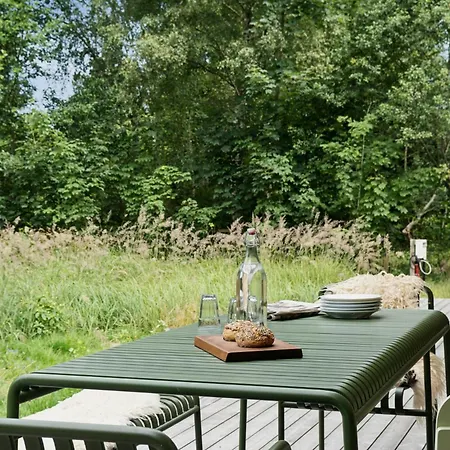 Architect-designed Forest House By Arreso Holiday home