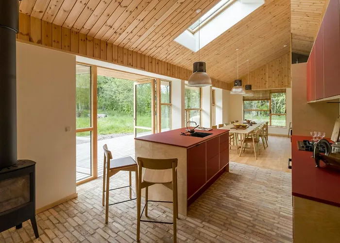 Architect-designed Forest House By Arreso *