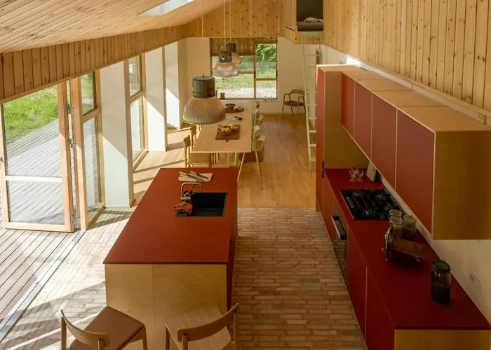 Architect-designed Forest House By Arreso Semesterbostad *