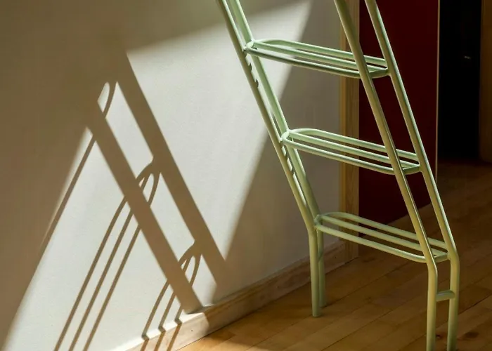 Architect-designed Forest House By Arreso Semesterbostad